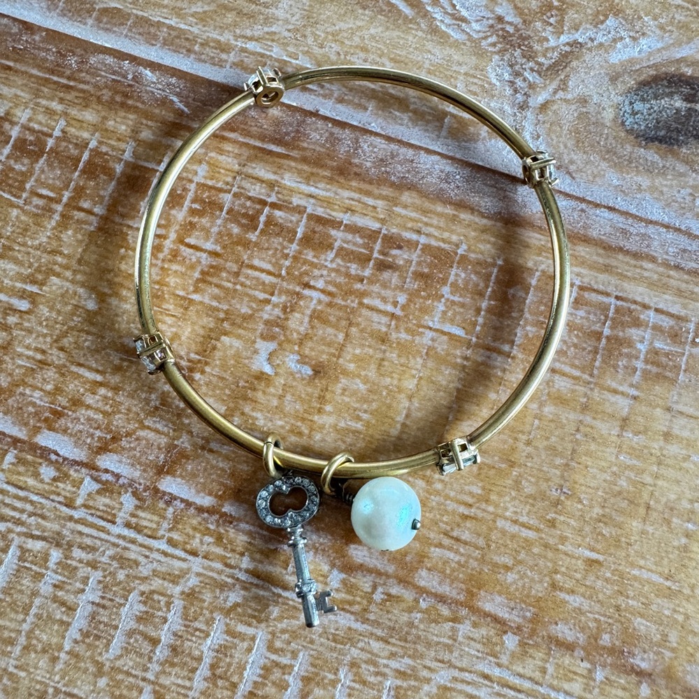 Juicy Couture Gold Bracelet with Key and Pearl Charms